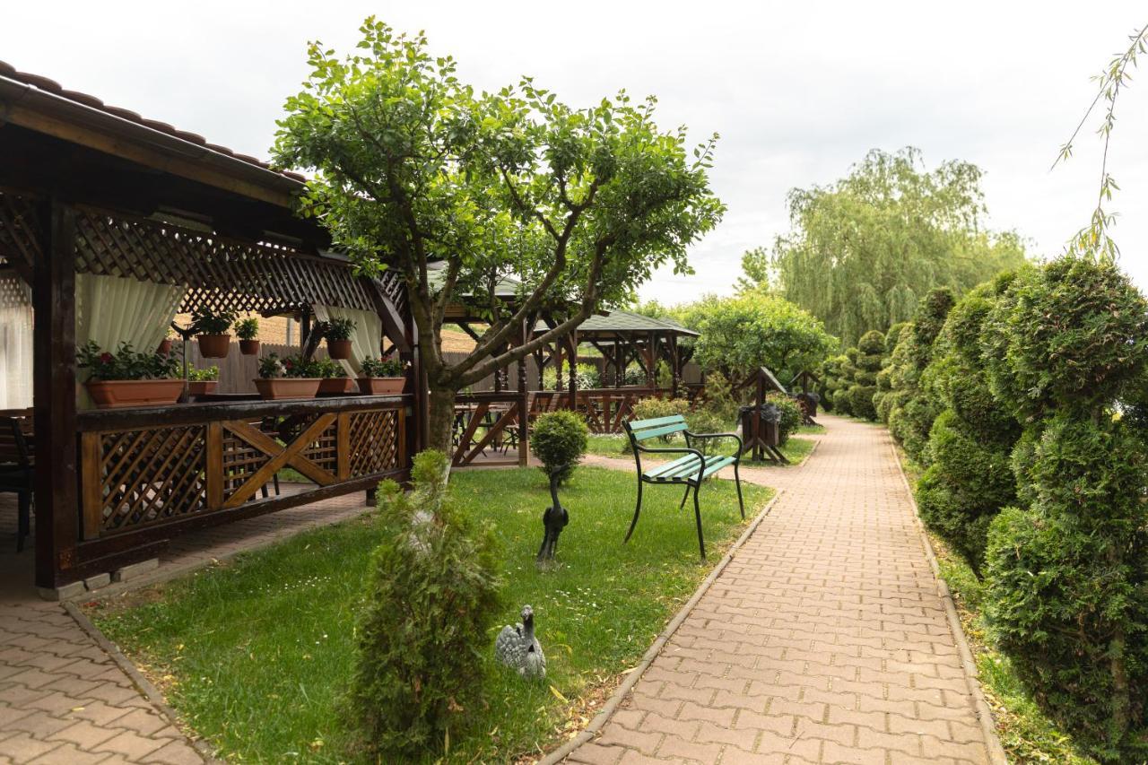 Complex Turistic Darina Sancraiu De Mures Exterior photo
